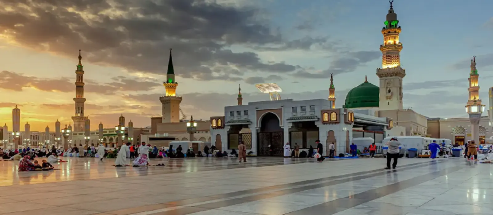 المسجد النبوي الشريف - المدينة المنورة